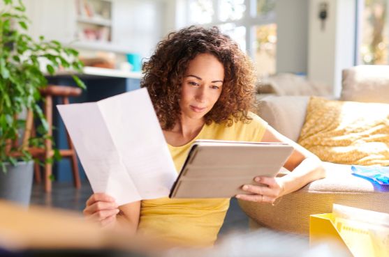 woman-reading